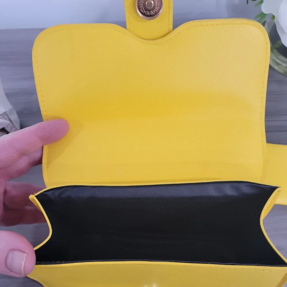 Trendy Yellow Handbag Retro Style Buckle Purse w/ Detachable Mini Coin Purse - Picture 5 of 10